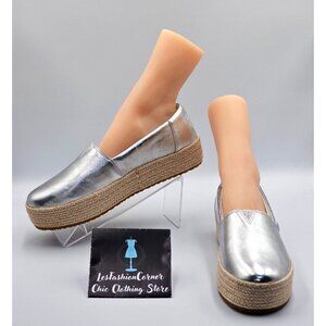 NWT TOMS Women's Silver Metallic Nappa Leather Valencia Espadrille Size 10 2476
